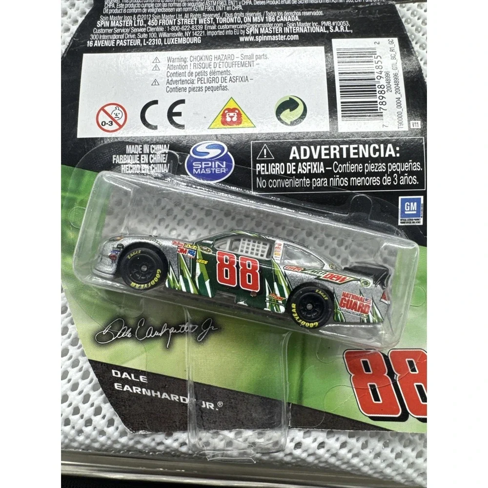 Dale Earnhardt Jr 88 Mountain Dew 1:64 NASCAR Authentics Spin Master 2012 Chevy